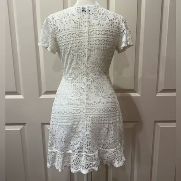 Free People White Crochet Cutout Beach Cover Up Mini Dress Size Small - Picture 2 of 3